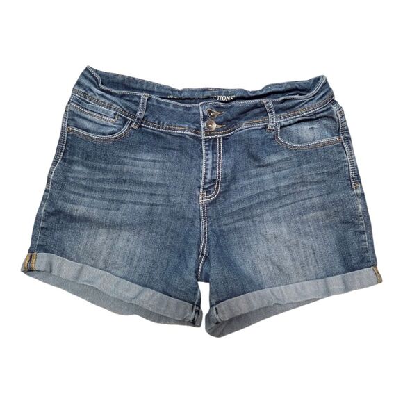 Natural Reflections Stretch Jean Shorts - Picture 1 of 6